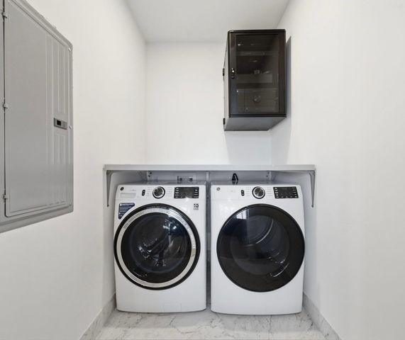 1711 Allen Parkway 2705, Houston, TX 77019