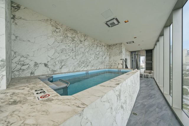 1711 Allen Parkway 2705, Houston, TX 77019