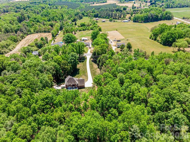 3788 Grace Chapel Road, Granite Falls, NC 28630