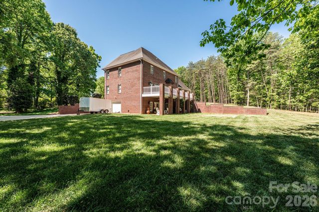 3788 Grace Chapel Road, Granite Falls, NC 28630