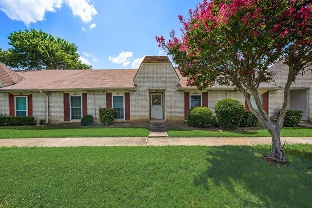 33 W Mountain Lane 43, Grand Prairie, TX 75052