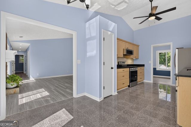 908 River Rock Drive, Woodstock, GA 30188