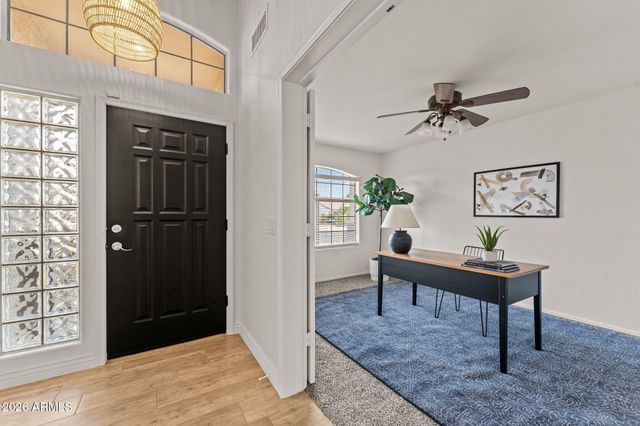 2132 E SMOKE TREE Road, Gilbert, AZ 85296