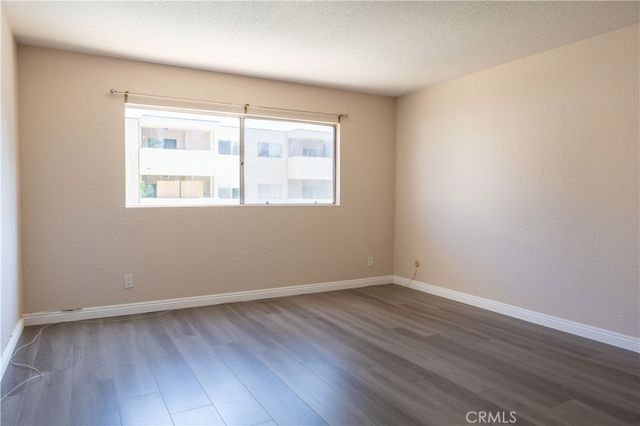 2386 E Del Mar Boulevard 203, Pasadena, CA 91107