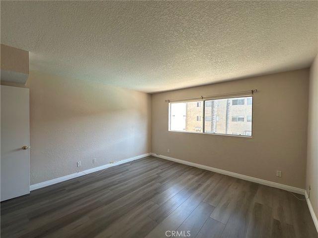 2386 E Del Mar Boulevard 203, Pasadena, CA 91107