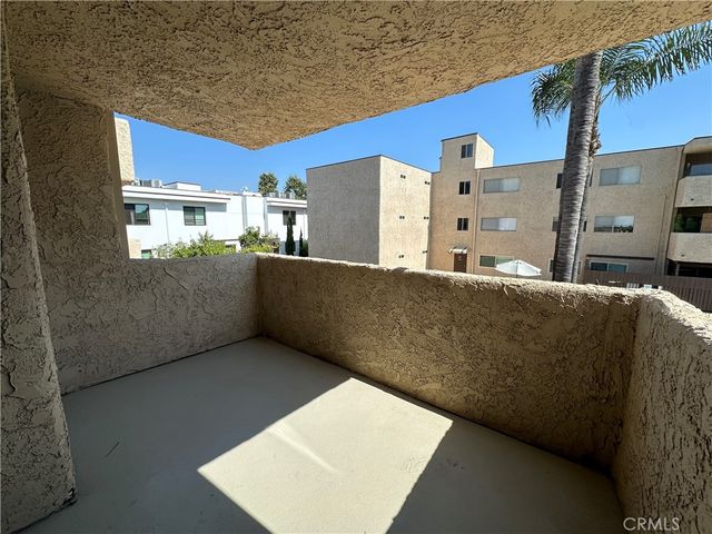 2386 E Del Mar Boulevard 203, Pasadena, CA 91107