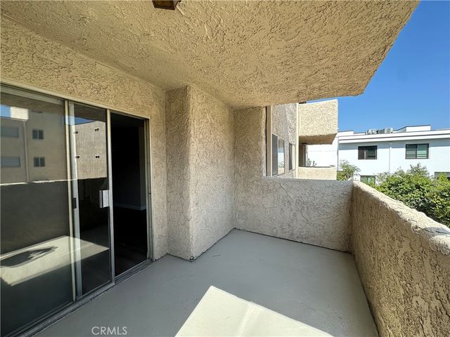 2386 E Del Mar Boulevard 203, Pasadena, CA 91107