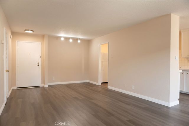 2386 E Del Mar Boulevard 203, Pasadena, CA 91107