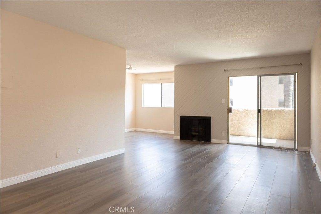 2386 E Del Mar Boulevard 203, Pasadena, CA 91107