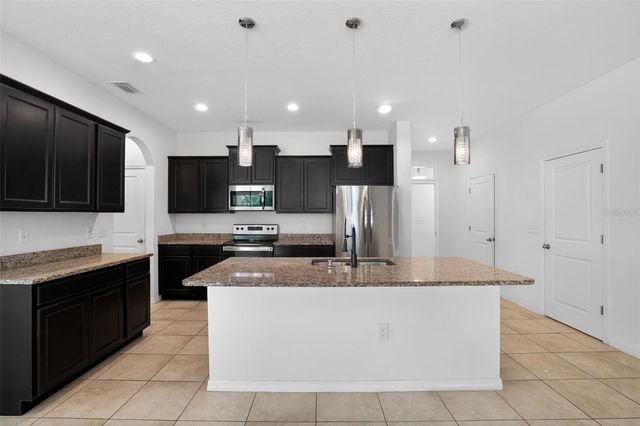 11406 WARREN OAKS PLACE, Riverview, FL 33578