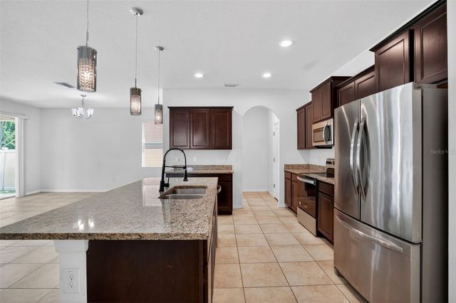 11406 WARREN OAKS PLACE, Riverview, FL 33578