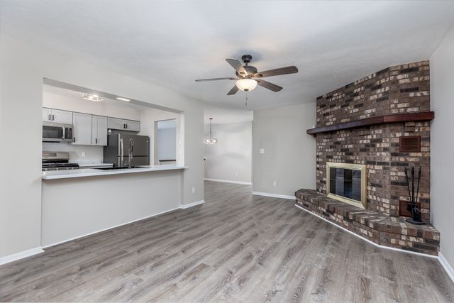 1001 4H Road, Ottawa, IL 61350