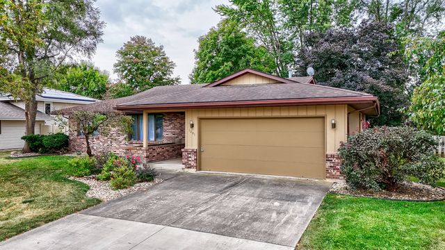 1001 4H Road, Ottawa, IL 61350