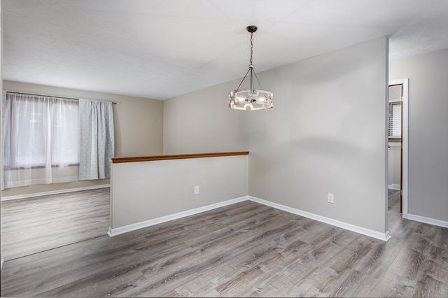 1001 4H Road, Ottawa, IL 61350