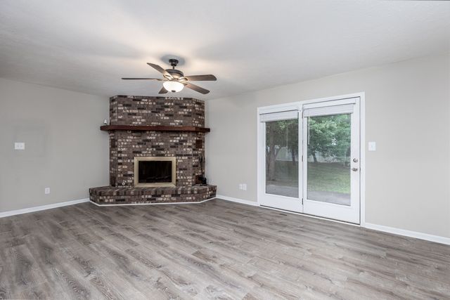 1001 4H Road, Ottawa, IL 61350