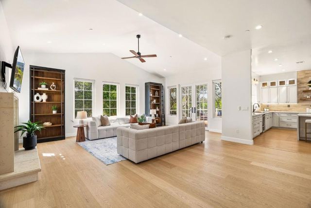 2565 Benson Avenue, Santa Cruz, CA 95065