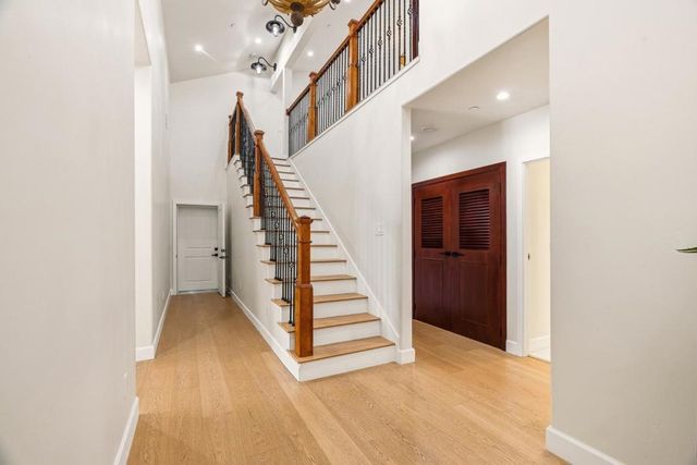 2565 Benson Avenue, Santa Cruz, CA 95065