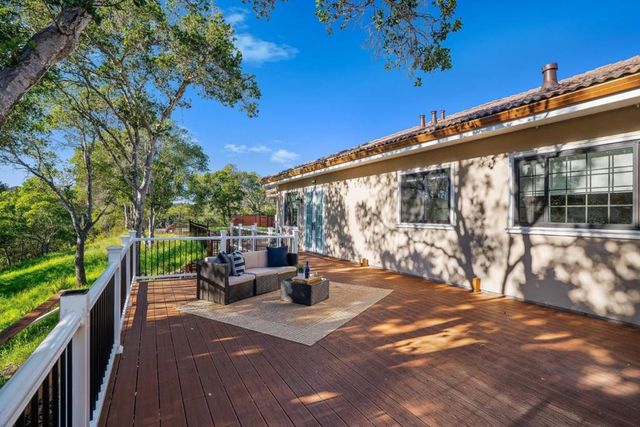 2565 Benson Avenue, Santa Cruz, CA 95065