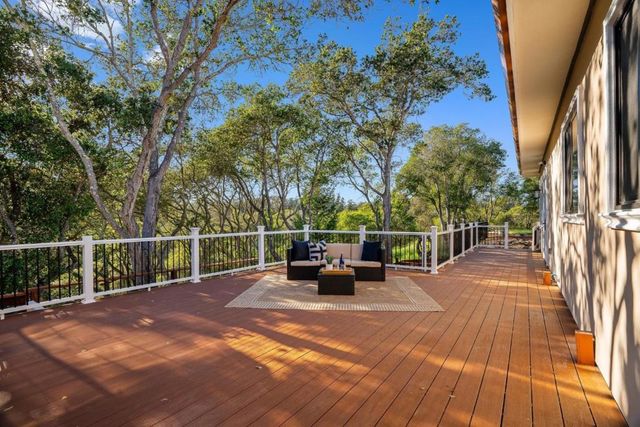 2565 Benson Avenue, Santa Cruz, CA 95065