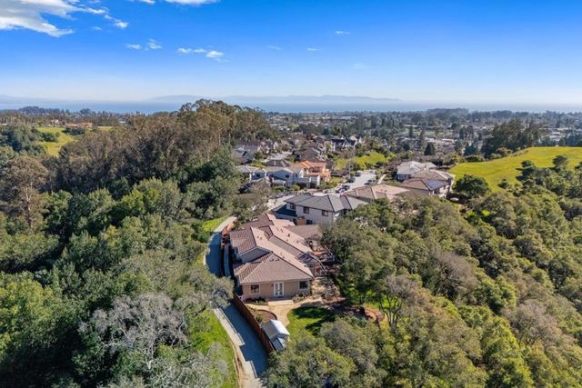 2565 Benson Avenue, Santa Cruz, CA 95065