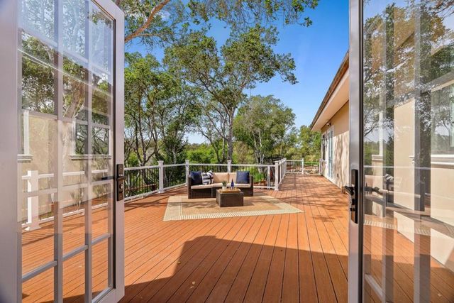 2565 Benson Avenue, Santa Cruz, CA 95065