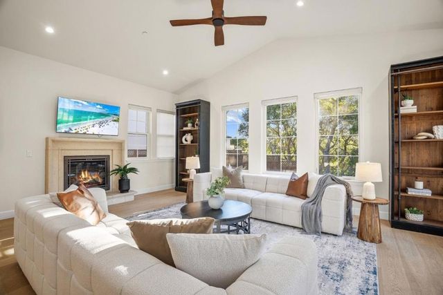 2565 Benson Avenue, Santa Cruz, CA 95065