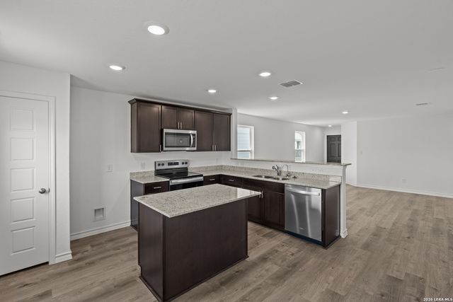 435 White Heron Way, Marion, TX 78124