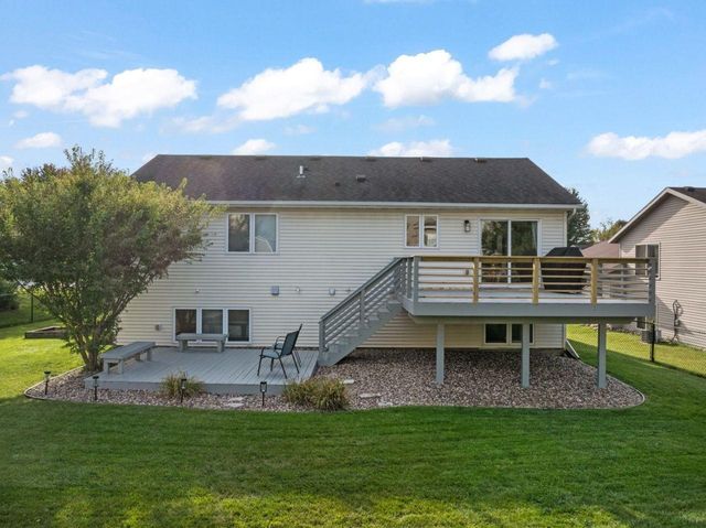 6247 Fairway Drive NW, Rochester, MN 55901