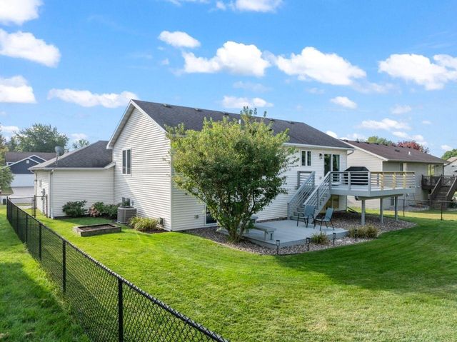 6247 Fairway Drive NW, Rochester, MN 55901