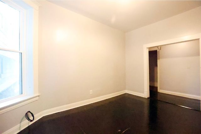 5427 S Blackstone Avenue 1, Chicago, IL 60615