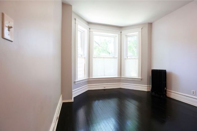 5427 S Blackstone Avenue 1, Chicago, IL 60615