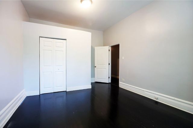 5427 S Blackstone Avenue 1, Chicago, IL 60615