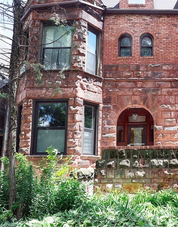 5427 S Blackstone Avenue 1, Chicago, IL 60615