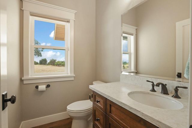 18739 Clements Rd, Lodi, CA 95240