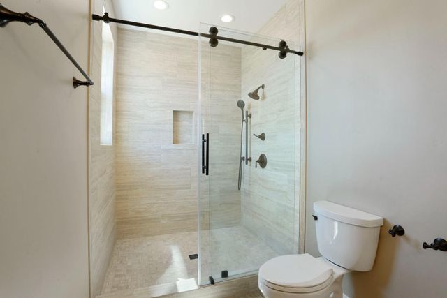 18739 Clements Rd, Lodi, CA 95240