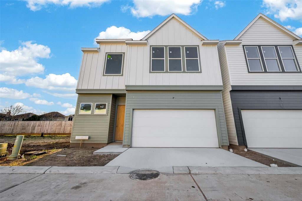 12804 Buffalo Wells Drive, Houston, TX 77045