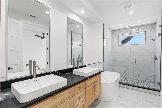 408 Rayner Avenue, Fort Worth, TX 76111