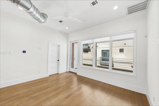 408 Rayner Avenue, Fort Worth, TX 76111