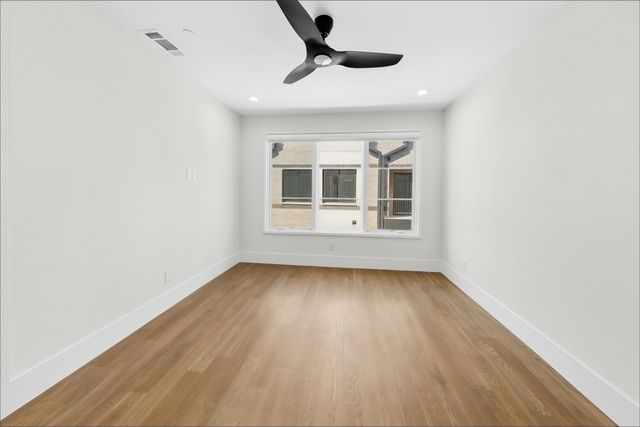 408 Rayner Avenue, Fort Worth, TX 76111