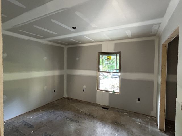 1182 Bill Black Rd, Clarkrange, TN 38553