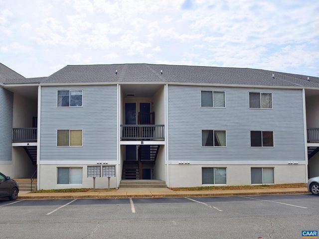 1243 CEDARS CT #B19, Charlottesville, VA 22903