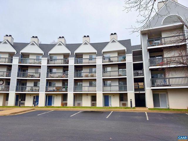 1243 CEDARS CT #B19, Charlottesville, VA 22903