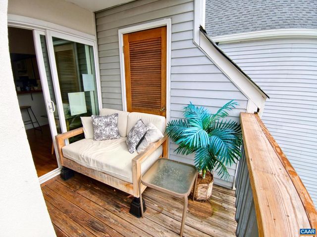 1243 CEDARS CT #B19, Charlottesville, VA 22903