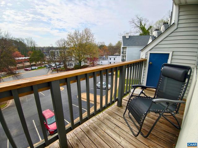 1243 CEDARS CT #B19, Charlottesville, VA 22903