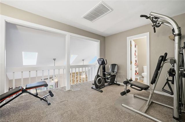 114 Inland View DR, Newport News, VA 23603