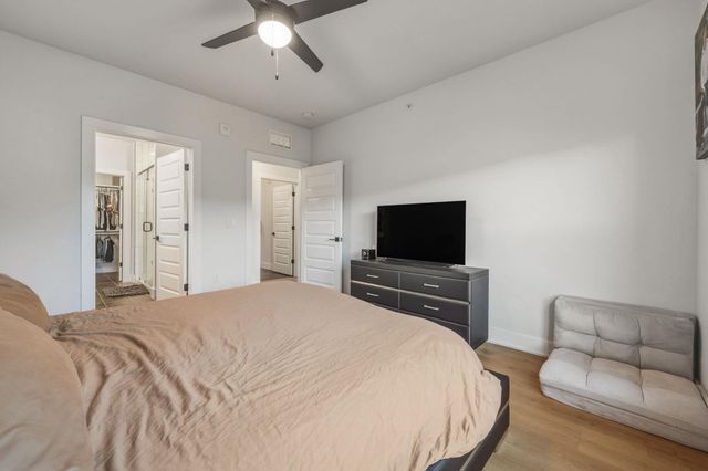 2500 Longview ST 300, Austin, TX 78705