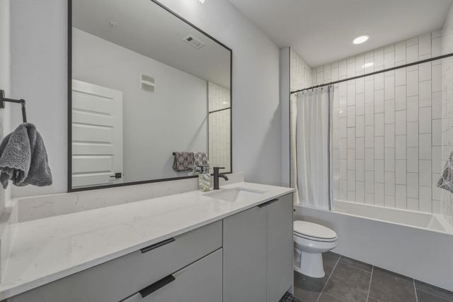 2500 Longview ST 300, Austin, TX 78705