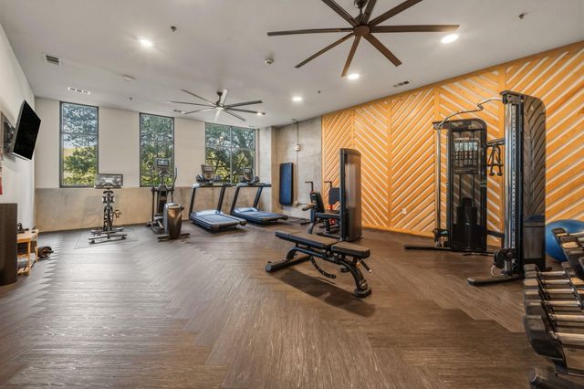 2500 Longview ST 300, Austin, TX 78705