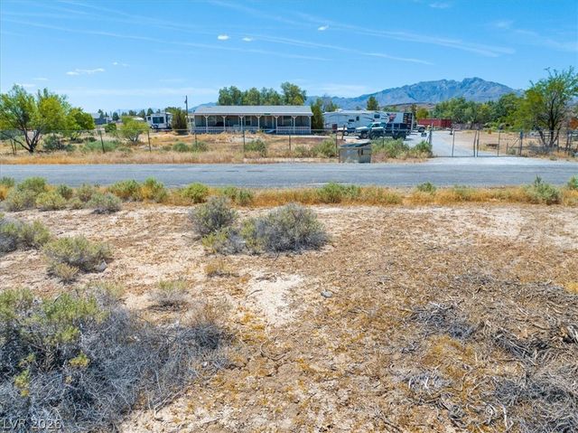 4580 Laurence Road, Pahrump, NV 89048