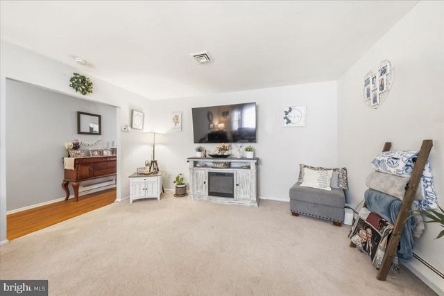 139 HUNTINGTON DR, Southampton, NJ 08088